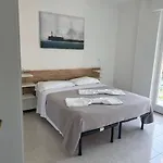Casa Nicole Con Rda Luxury Apartman *